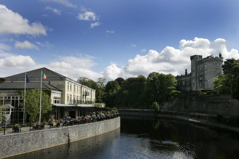 Kilkenny River Court Hotel Bagian luar foto